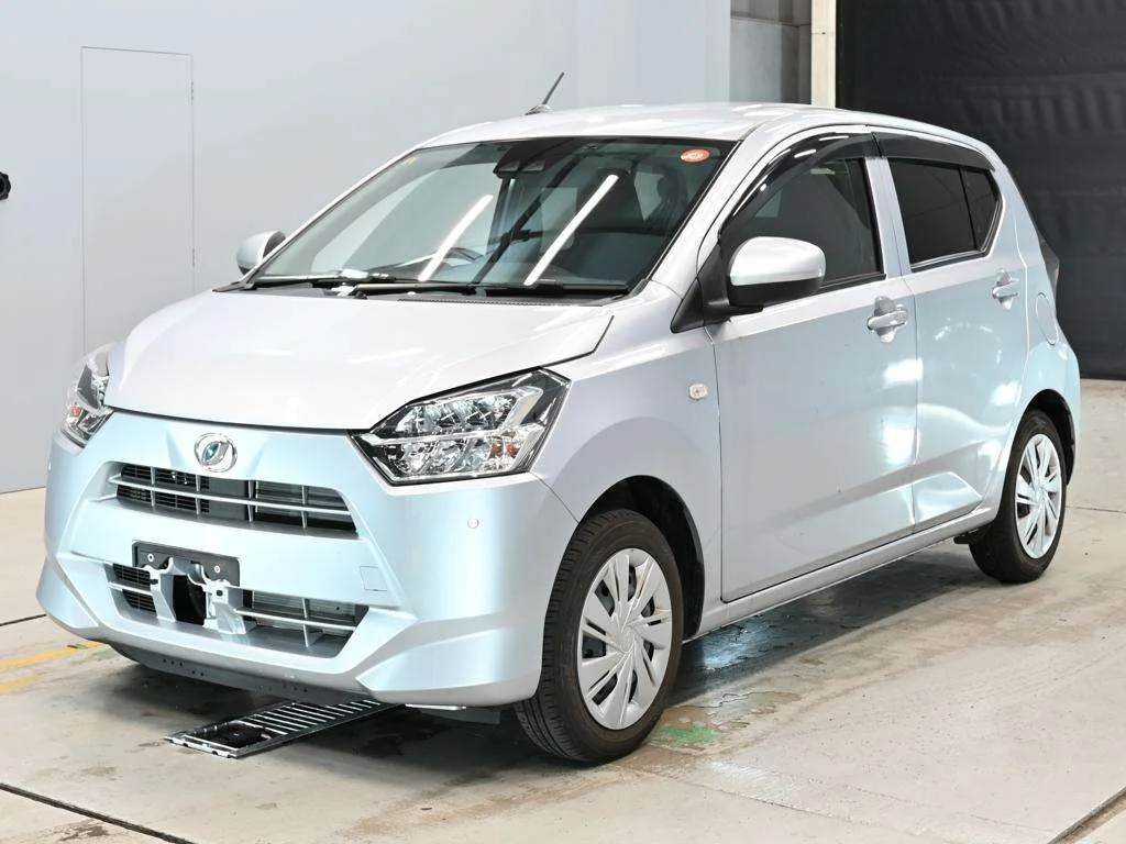 Daihatsu Mira e:S LA350S 2023